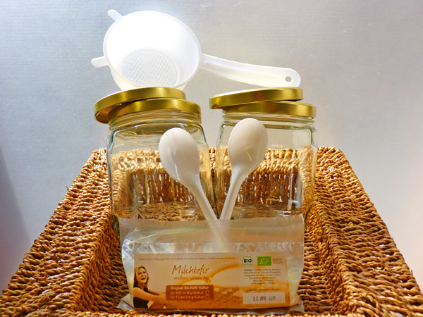 Kefirkomplett Order Kefir Starter Set with Kefir Grains